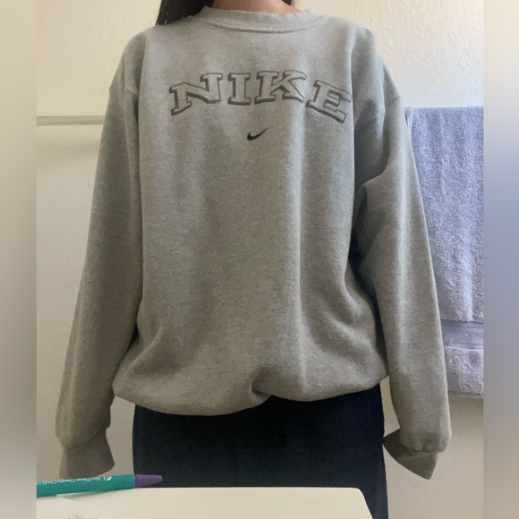 Vintage Nike Grey Sweatshirt - Picture 3 of 7
